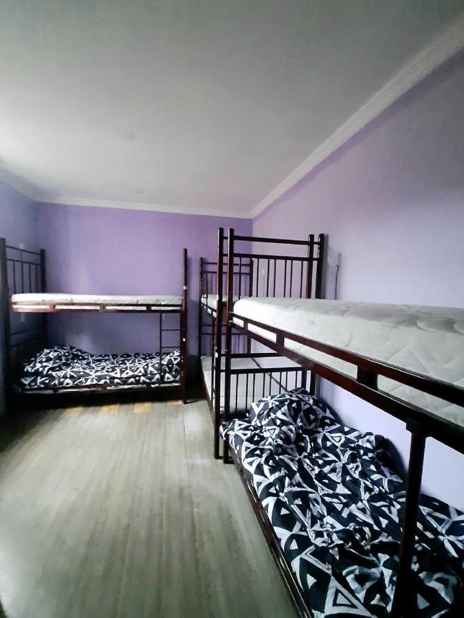 Every Day Lux Hostel Batumi Exterior foto
